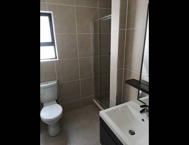 1 BEDROOM APARTMENT FOR SALE IN OLIVEDALE